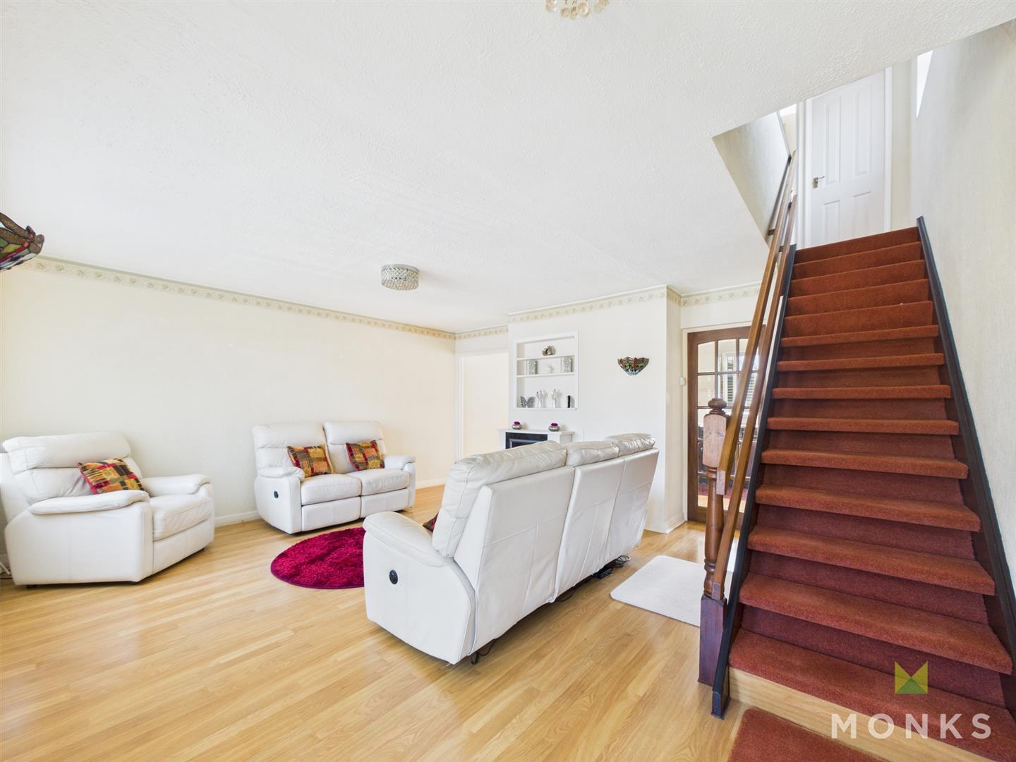 11 Walnut Drive, Shrewsbury, SY1 3SQ For Sale